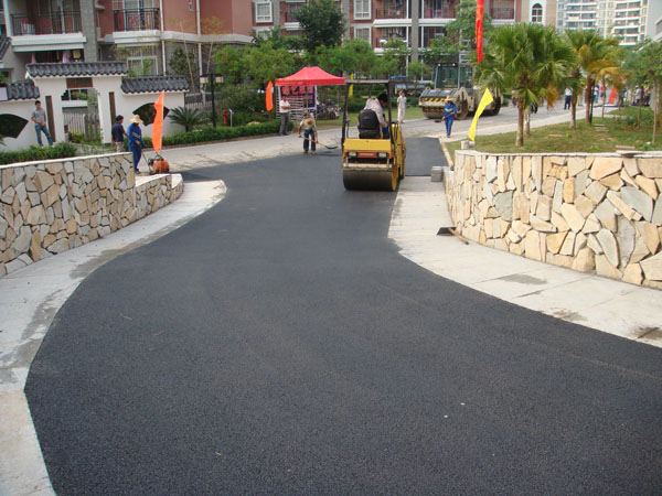 米兰官方站网页版香晖园小区道路